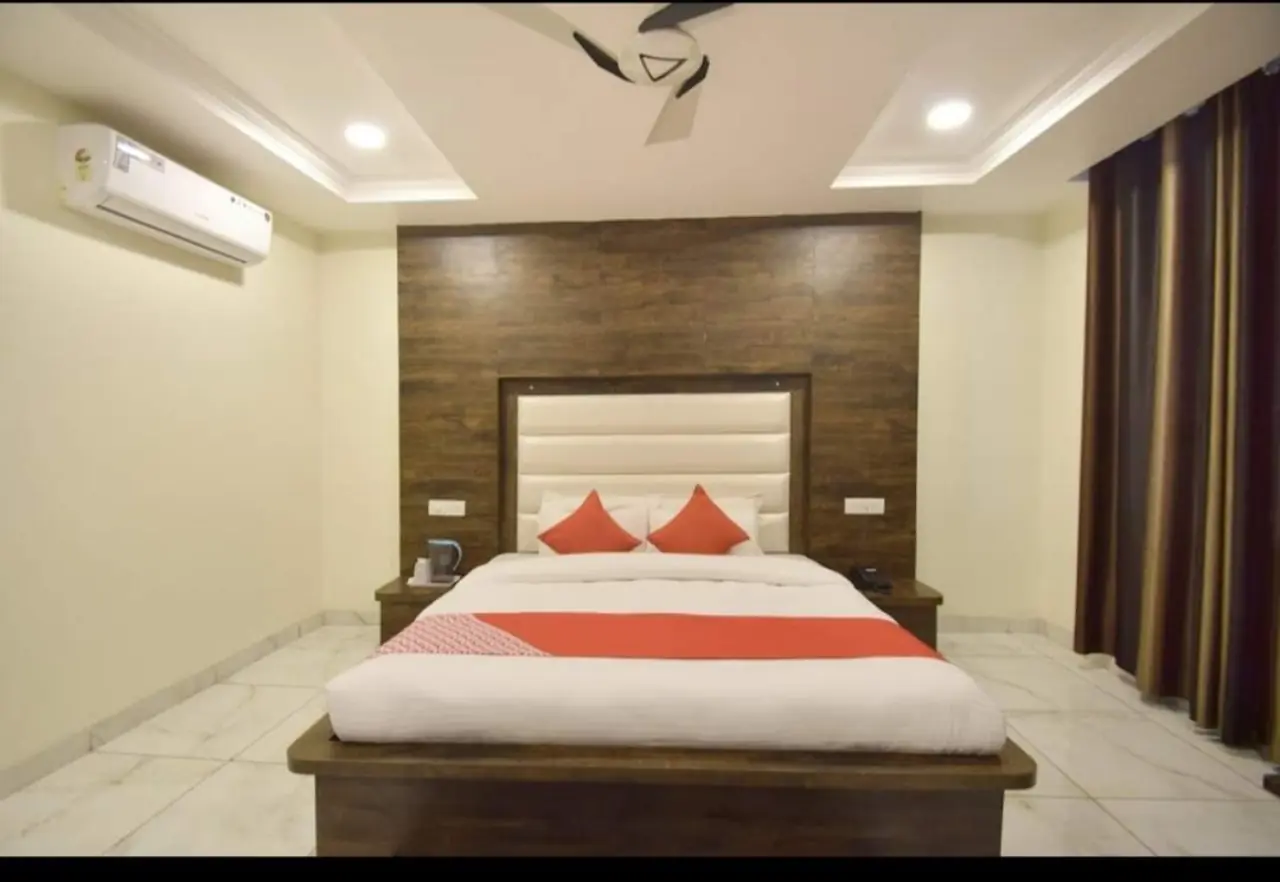 Cosy double room at Hotel Galaxy